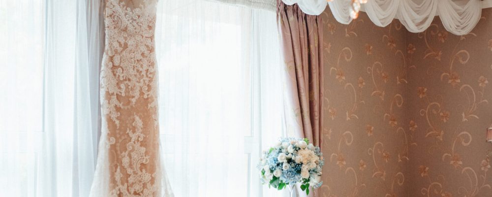 perfect wedding dress on the wedding day